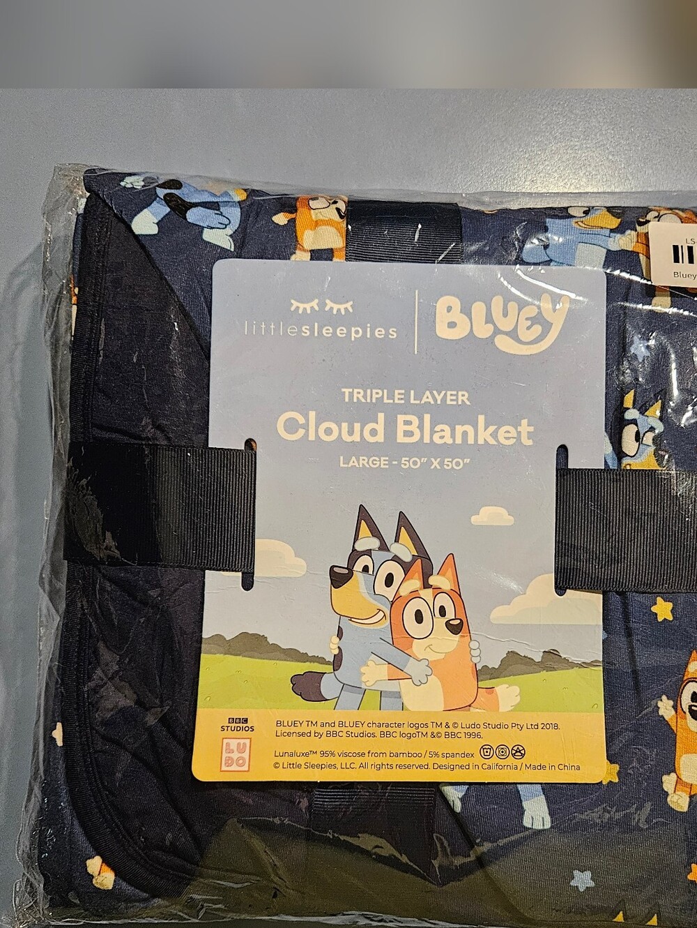 New Little Sleepies Bluey Blanket